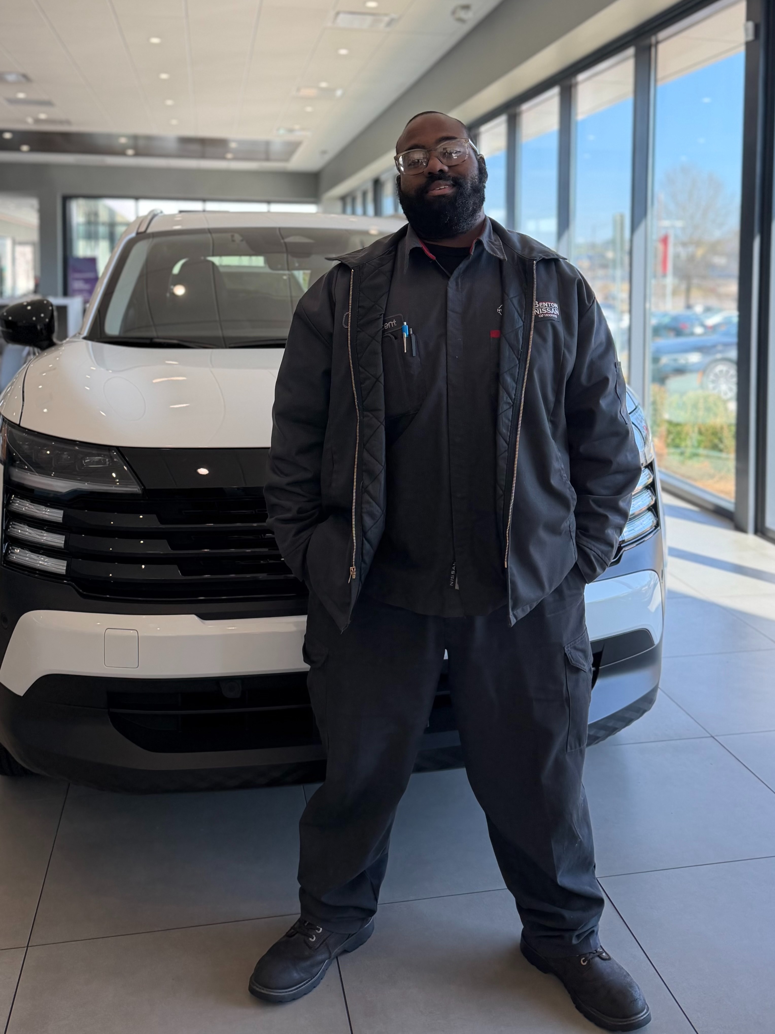 Express Technician Vincent Young in SERVICE at Benton Nissan of Hoover