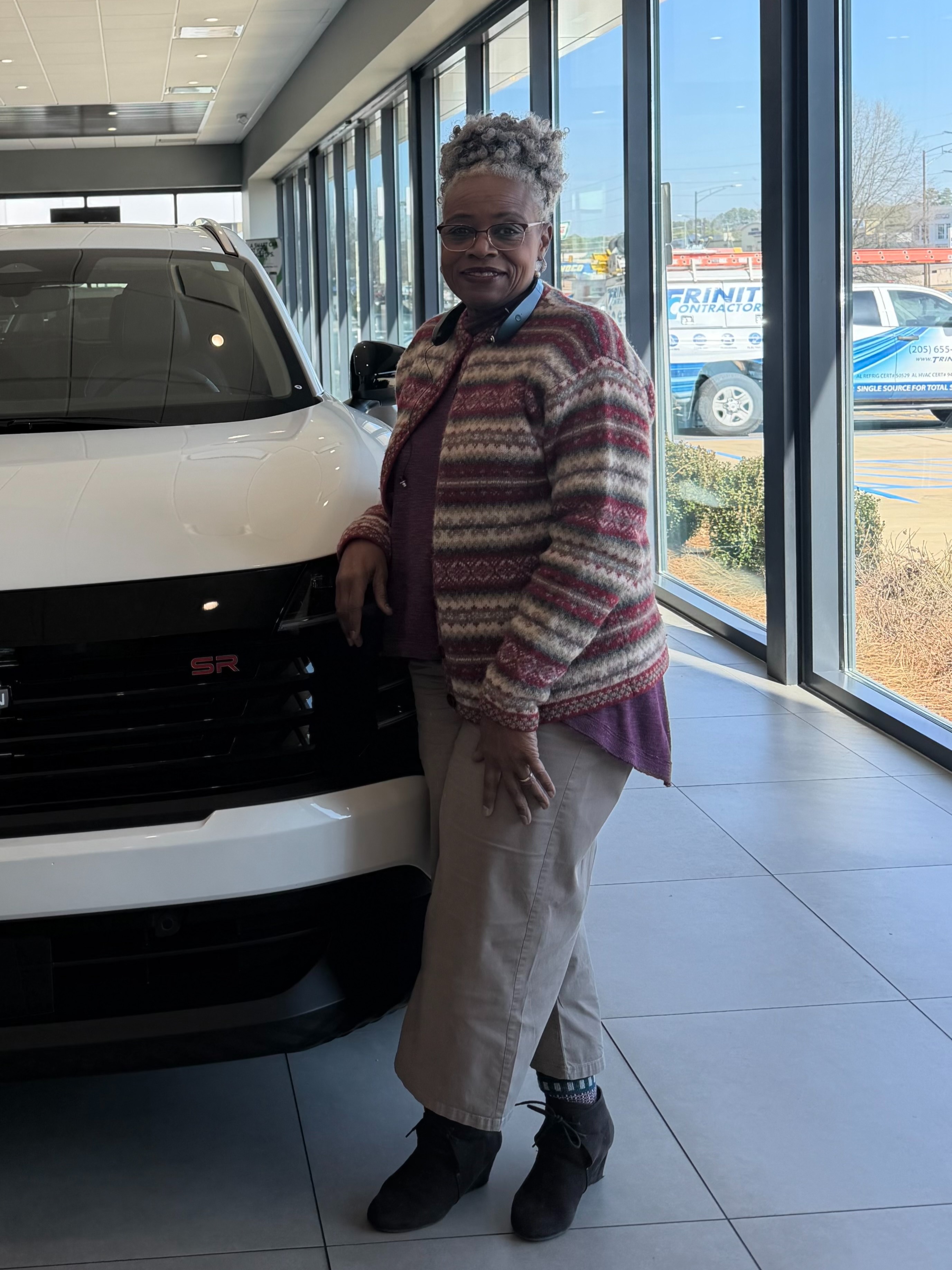 Warranty Clerk / Cashier Wanda Hansley in SERVICE at Benton Nissan of Hoover