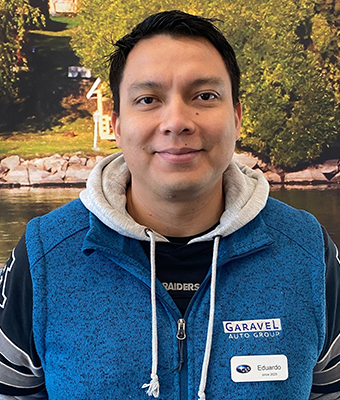 Parts Advisor Eduardo Galdmez in Parts at Garavel Subaru