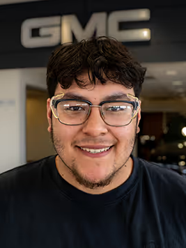 Certified Express Technician Eddie Armonta in Service at GMC of Rochester