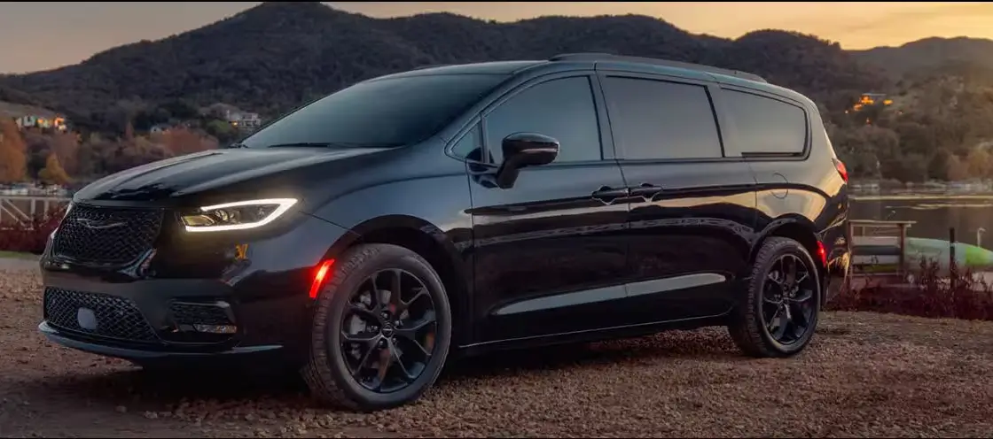 Silver Chrysler Pacifica Limited available in Atlanta at Landmark Dodge.