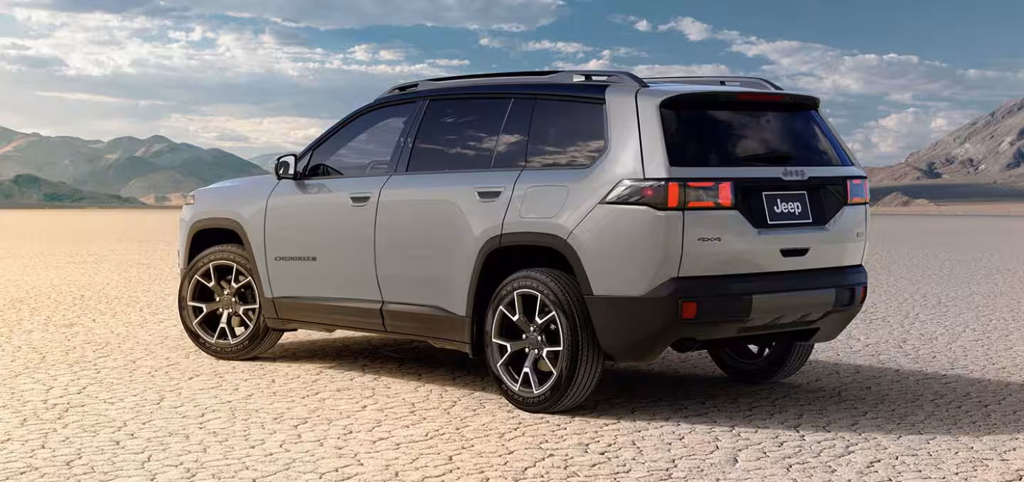 Jeep Cherokee Limited exterior for sale at Mosaic Autos in Zumbrota MN.
