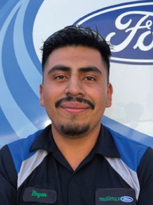 Mobile Van Technician Bryan Garcia in Mobile Service at Mullinax Ford West Palm