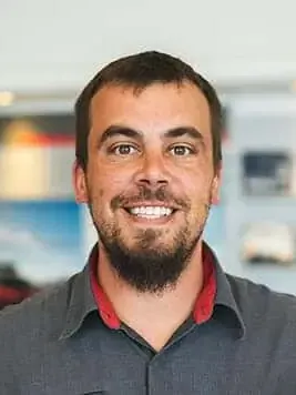 Master Technician Tyler Sorenson in Service at Nissan of Rochester