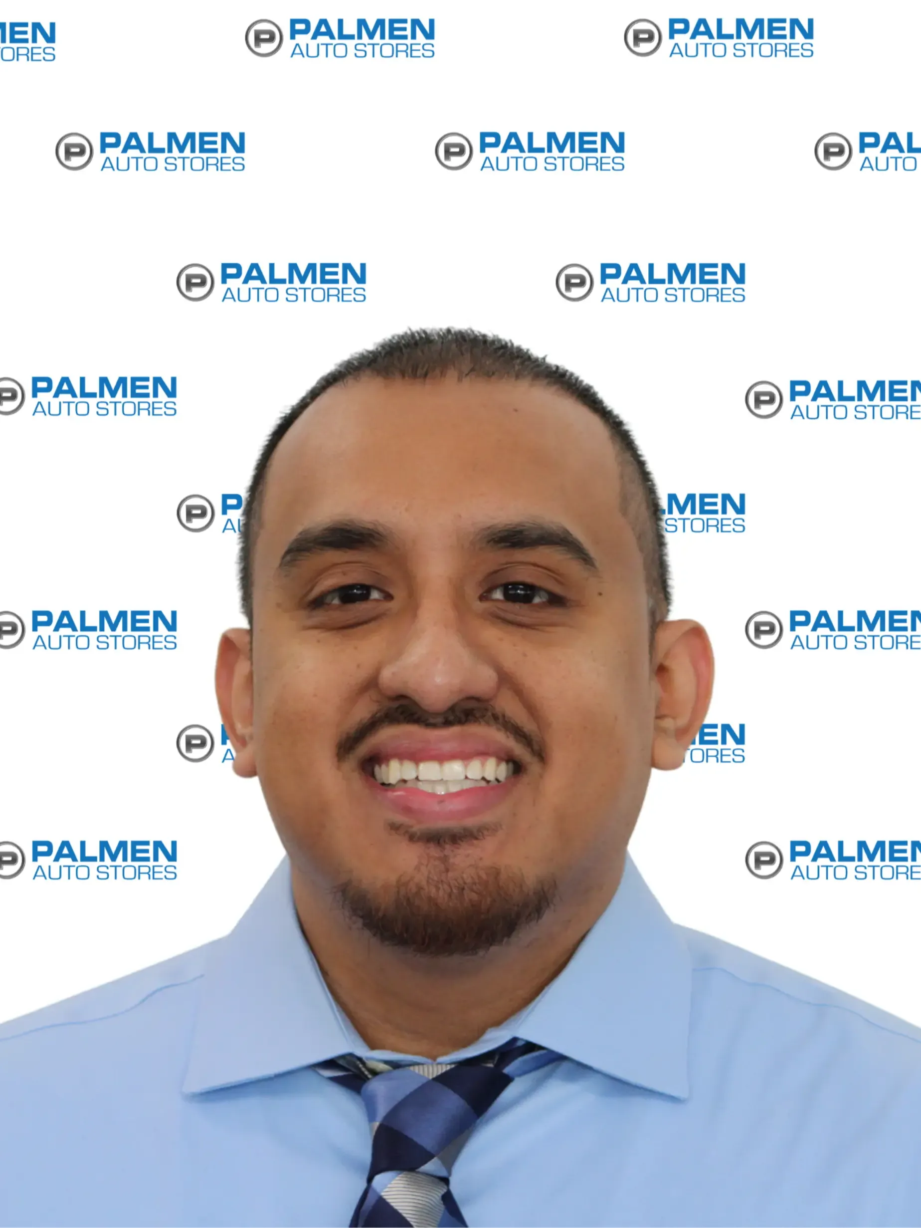 Gerente de Servicio Victor Aguilar in Spanish Speakers at Palmen Kia Of Kenosha