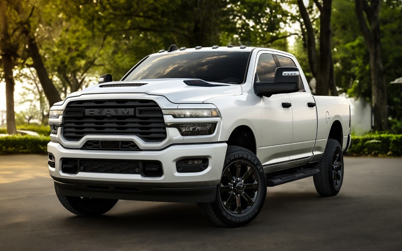 2026RAM2500-exterior-02.jpg