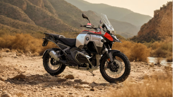 Special offer on 2025 BMW R 1300 3.9% APR financing or $1,000 off MSRP on the 2026 R 1300 RT