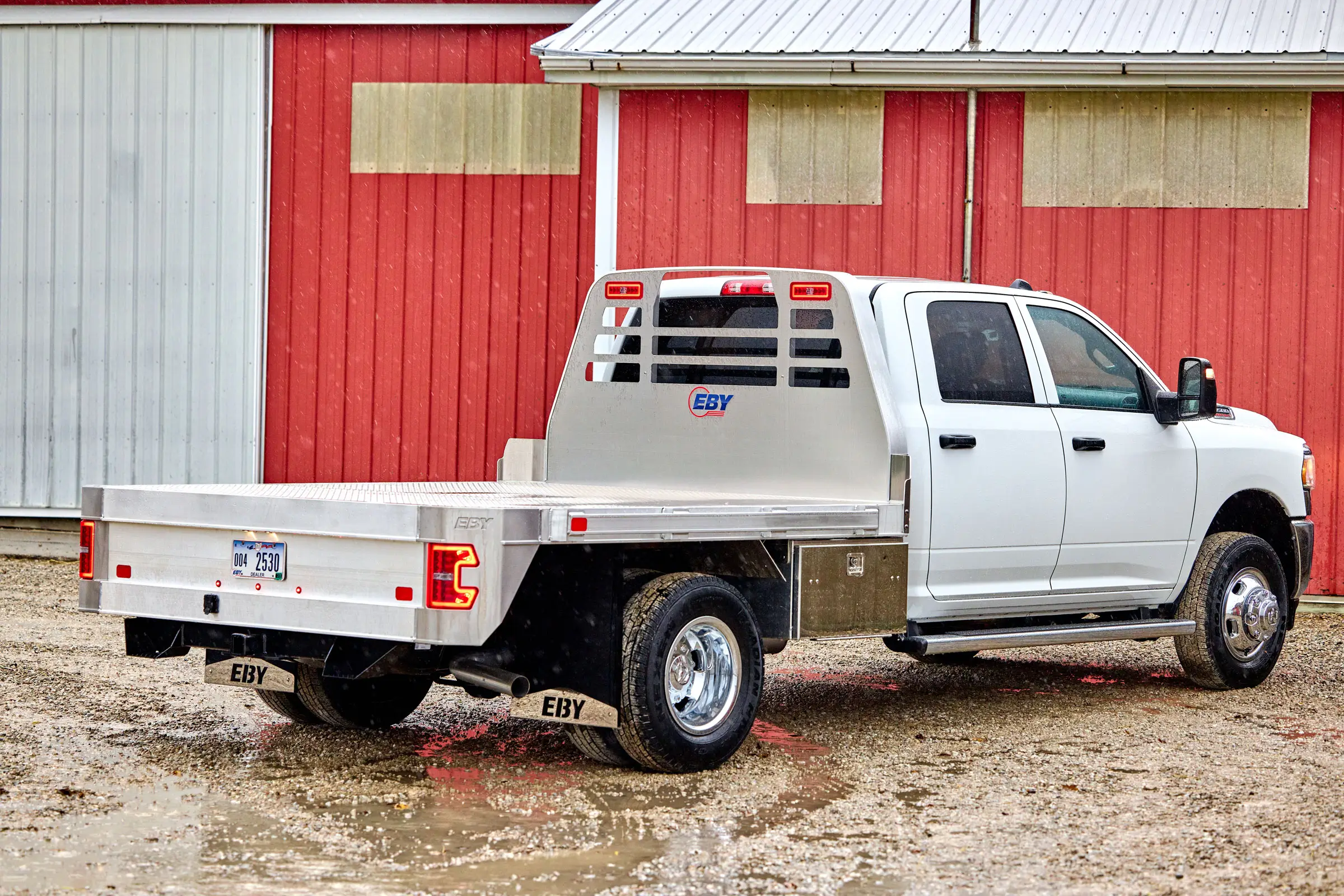 Truck body side view
