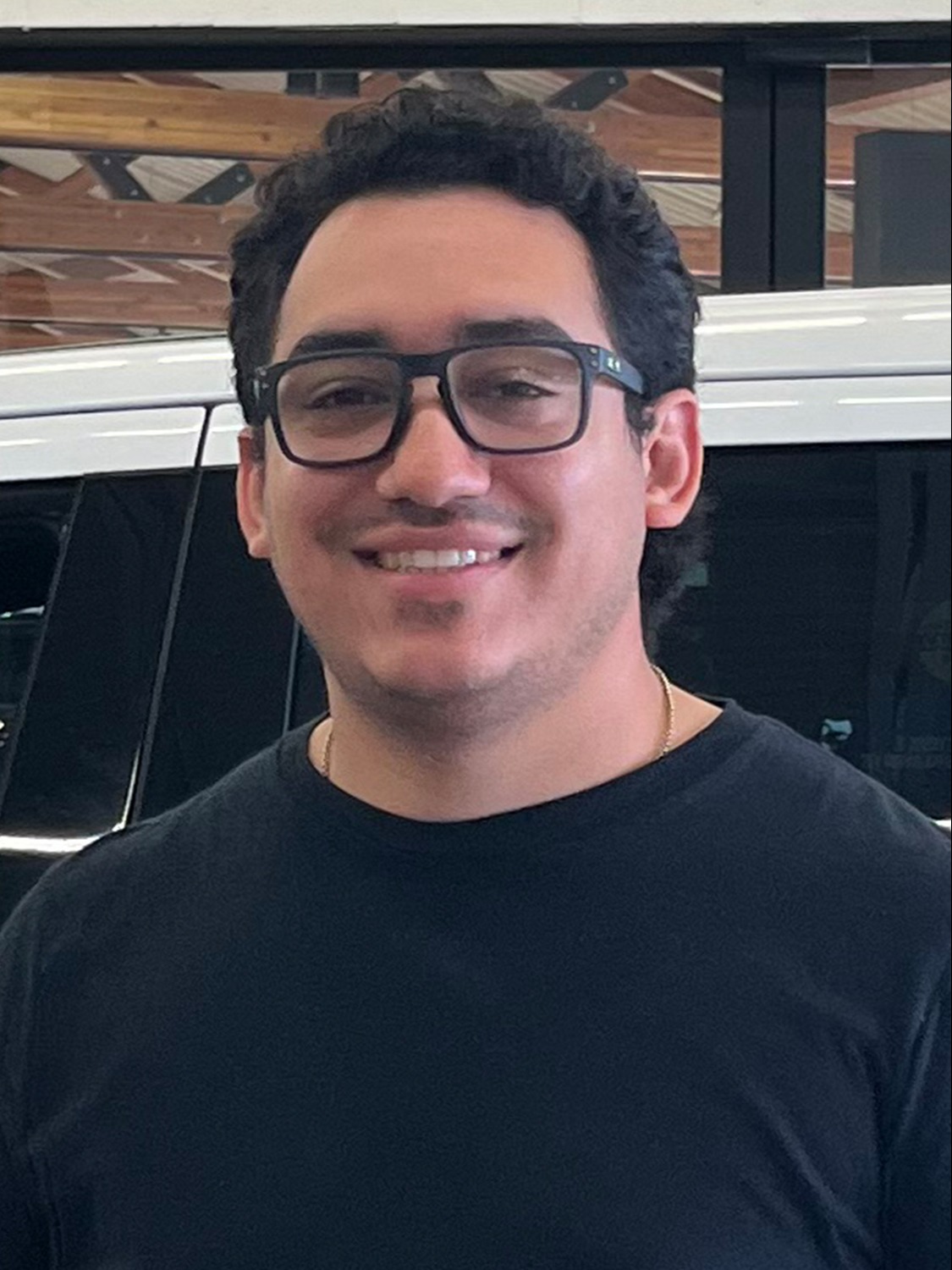 Service Advisor Nestor Leal in Service at Fury Motors Saint Paul CDJR
