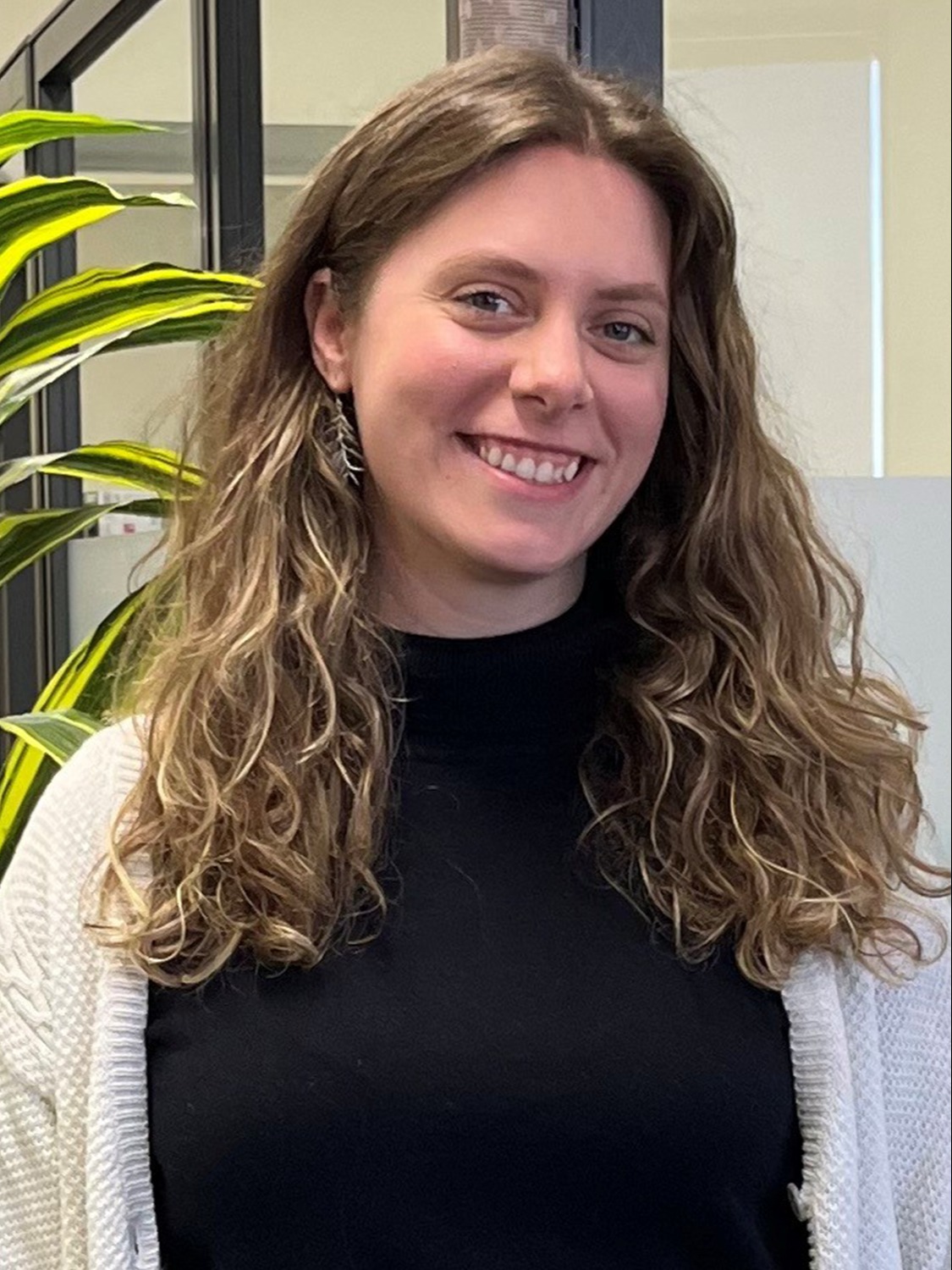South Saint Paul Lead Biller Natalie Warner in Accounting at Fury Motors Saint Paul CDJR