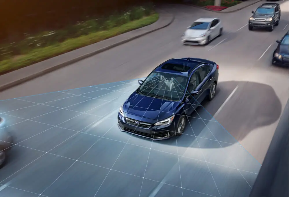 Un revendedor de Subaru ayudando a un cliente