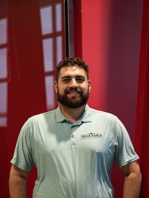 Sales Alvero Saez Lara in West Jordan at Truck Ranch