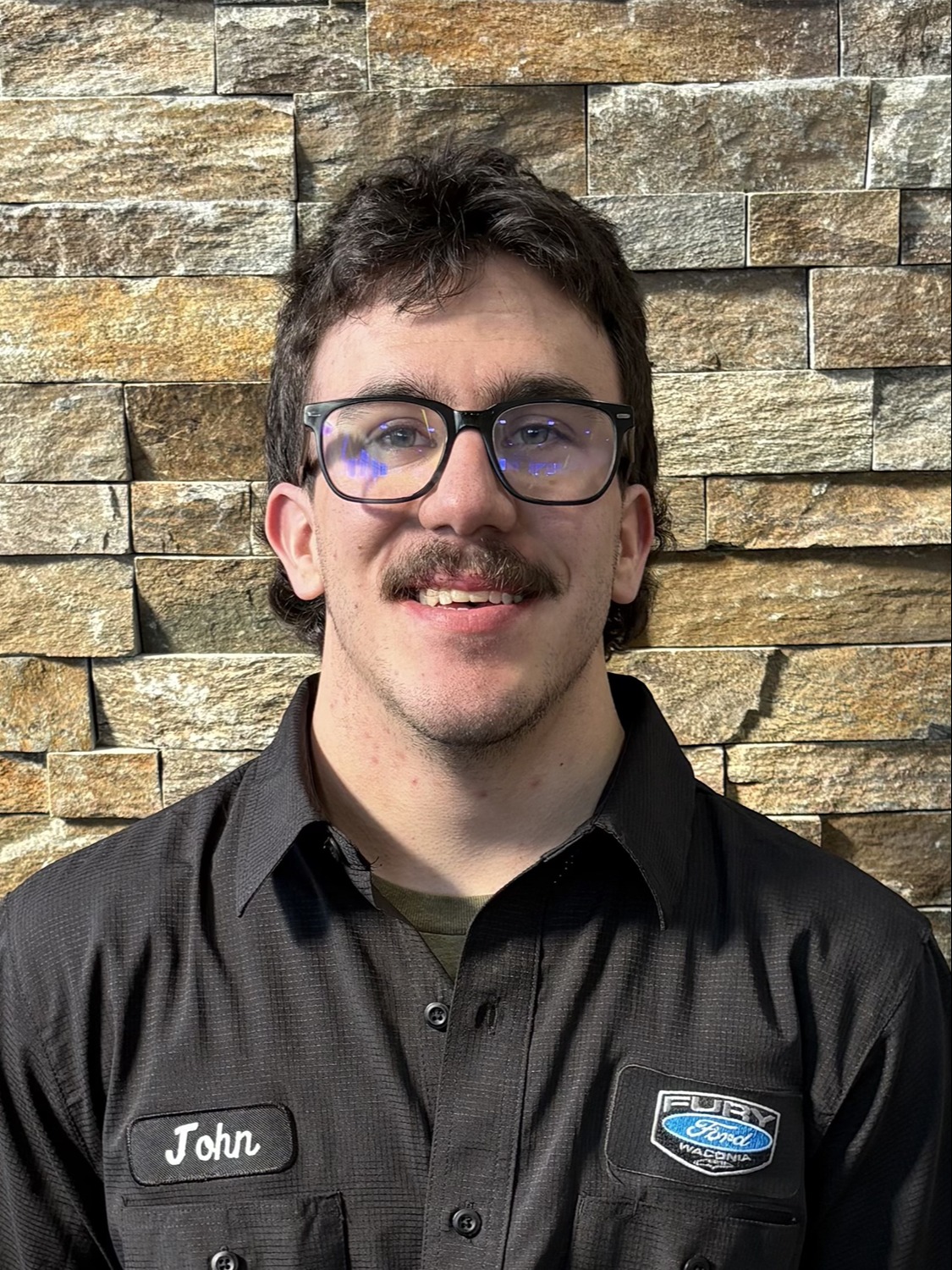 Lube Technician John Stellick in Service at Fury Ford Waconia